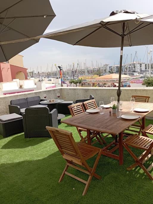 6/7 Pers Sur Le Port A 10Mn A Pieds De La Plage 루케이트 외부 사진